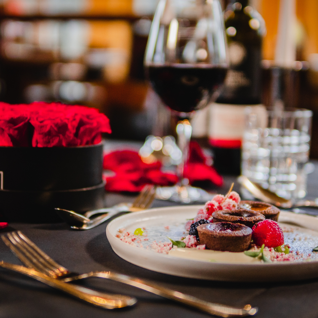Dinner, Rosen, Wein, Essen